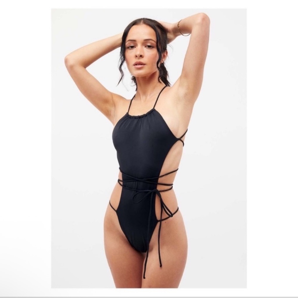 New! Rare INAMORATA George’s Ribbed Cut-Out Wrap Tie Lace Up One Piece Swimsuit - Picture 4 of 12